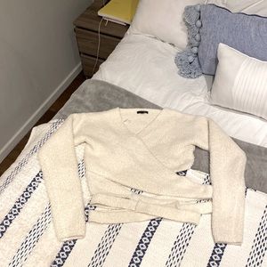 Fuzzy wrap crop top, very cute on, only worn once!